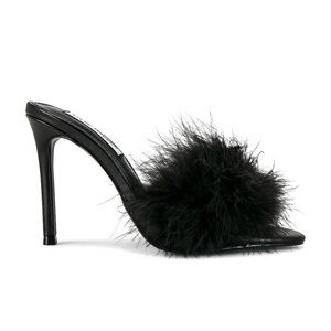 Steve Madden Feather Spin Heel in Black 8.5
